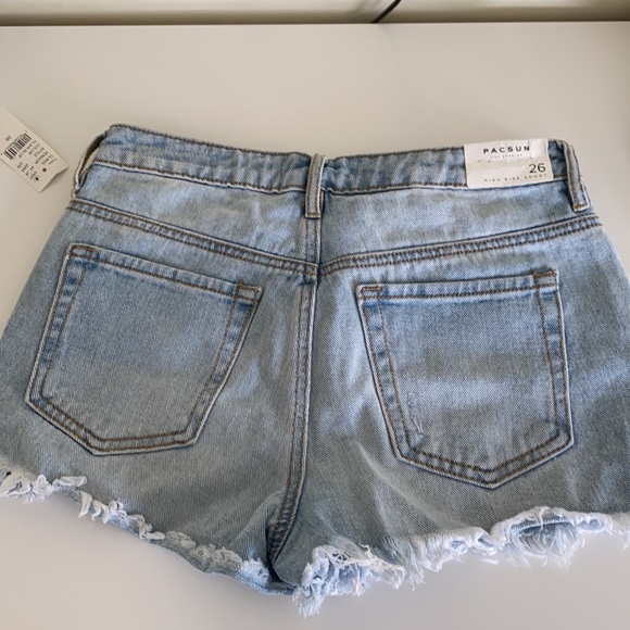 Pacsun High Rise Short - Picture 3 of 4